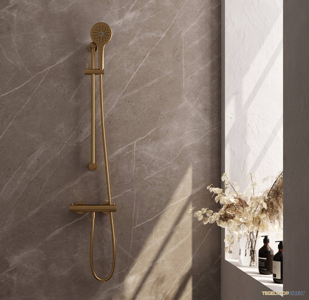 Brauer Stripe opbouw douche thermostaatkraan SET 02 met glijstang en 3-standen handdouche en doucheslang goud geborsteld PVD
