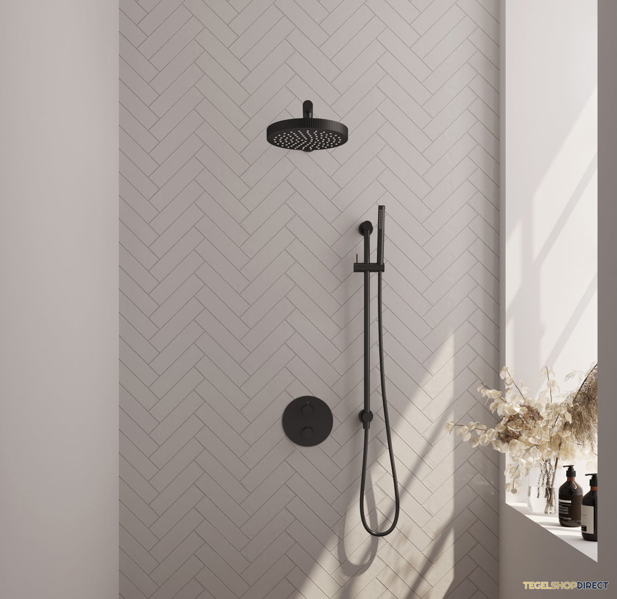 Brauer Stripe thermostatische inbouw regendouche 3-weg rond SET 43 met 25 cm douchekop en rechte muurarm en staaf handdouche en doucheslang en geintegreerde glijstang mat zwart
