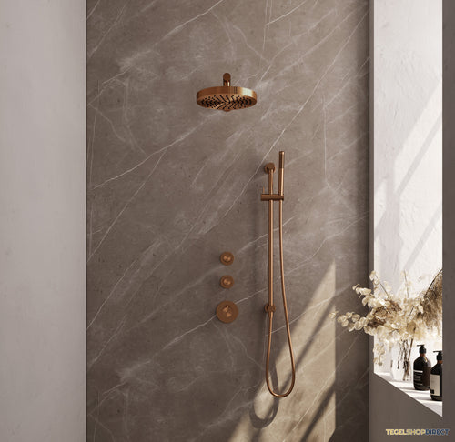 Brauer Stripe thermostatische inbouw regendouche SET 07 met 25 cm douchekop en rechte muurarm en staaf handdouche en doucheslang en geintegreerde glijstang koper geborsteld PVD