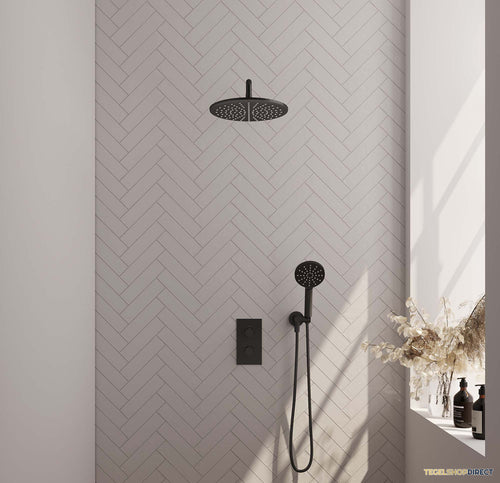 Inbouw Regendouche Set Brauer Black Edition Gebogen Wanduitloop Ronde Hoofddouche 30 cm Met Handdouche 3 Standen Mat Zwart