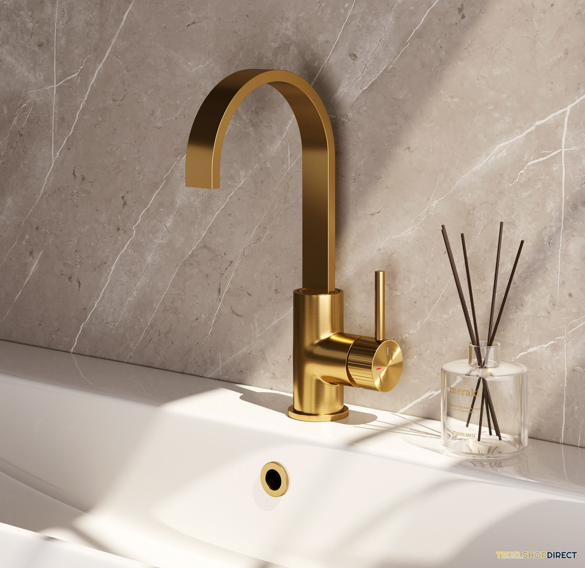 Brauer Stripe hoge opbouw wastafelmengkraan met draaibare platte uitloop model A goud geborsteld PVD – afbeelding 2