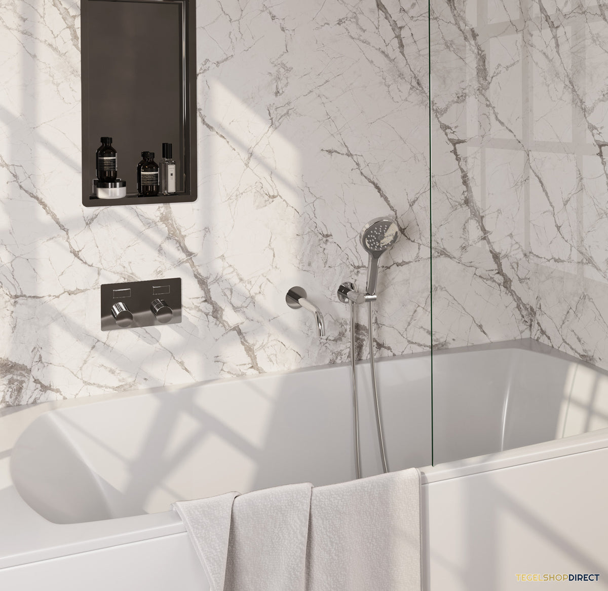 Brauer Stripe thermostatische inbouw badkraan met drukknoppen SET 04 met uitloop en 3-standen handdouche en doucheslang en wandaansluitbocht chroom