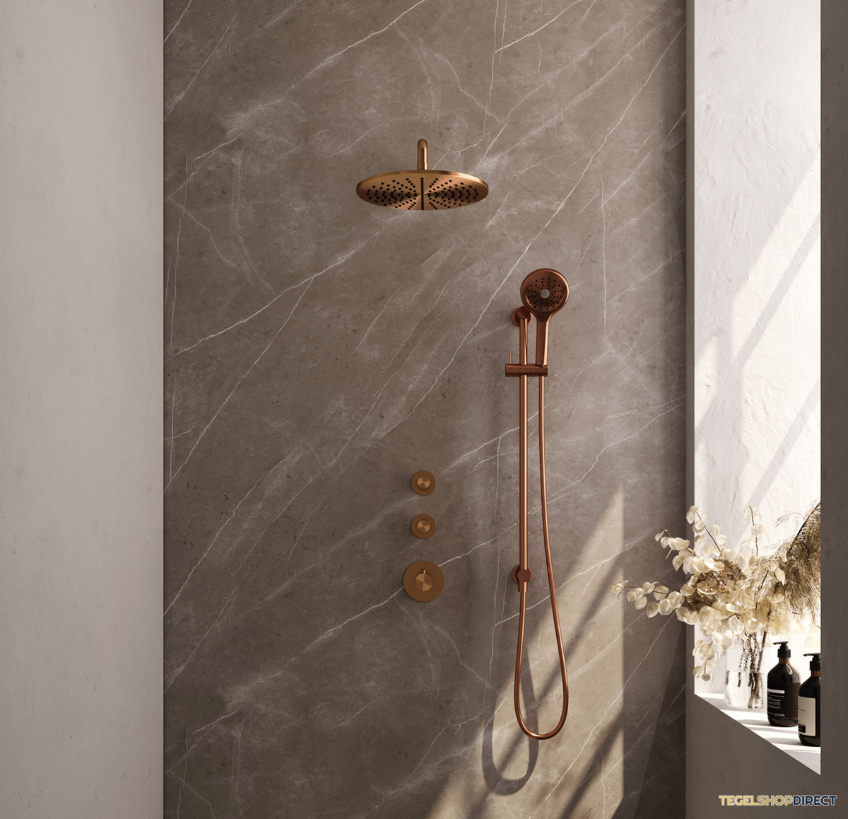 Inbouw Regendouche Set Brauer Copper Edition Gebogen Wanduitloop Ronde Hoofddouche 30 cm Met Twee Stopkranen Glijstang en Handdouche 3 Standen Koper – afbeelding 2