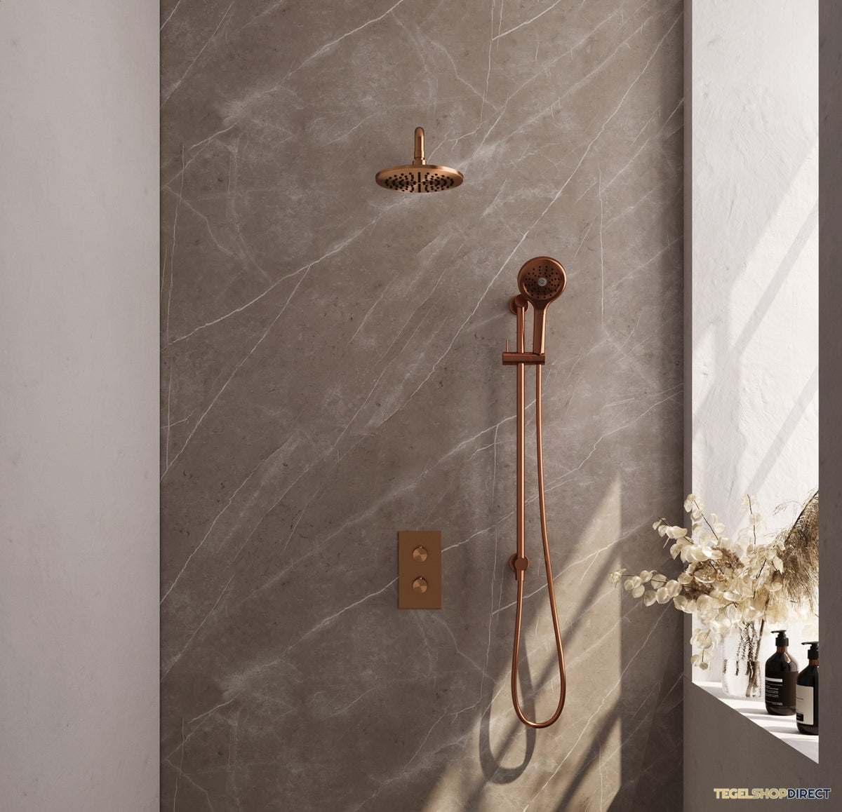 Inbouw Regendouche Set Brauer Copper Edition Gebogen Wanduitloop Ronde Hoofddouche 20 cm Met Glijstang en Handdouche 3 Standen Koper