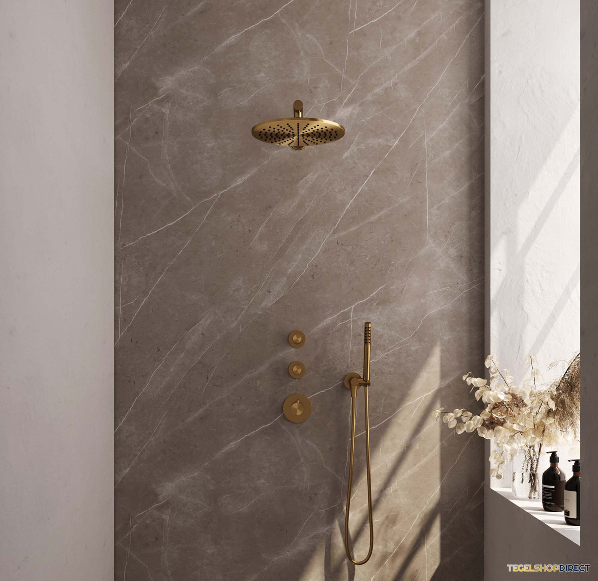 Regendoucheset Inbouw Brauer Gold Edition Thermostatisch 30cm met Wandarm en Handdouche Staaf Losse Stopkranen Geborsteld Goud