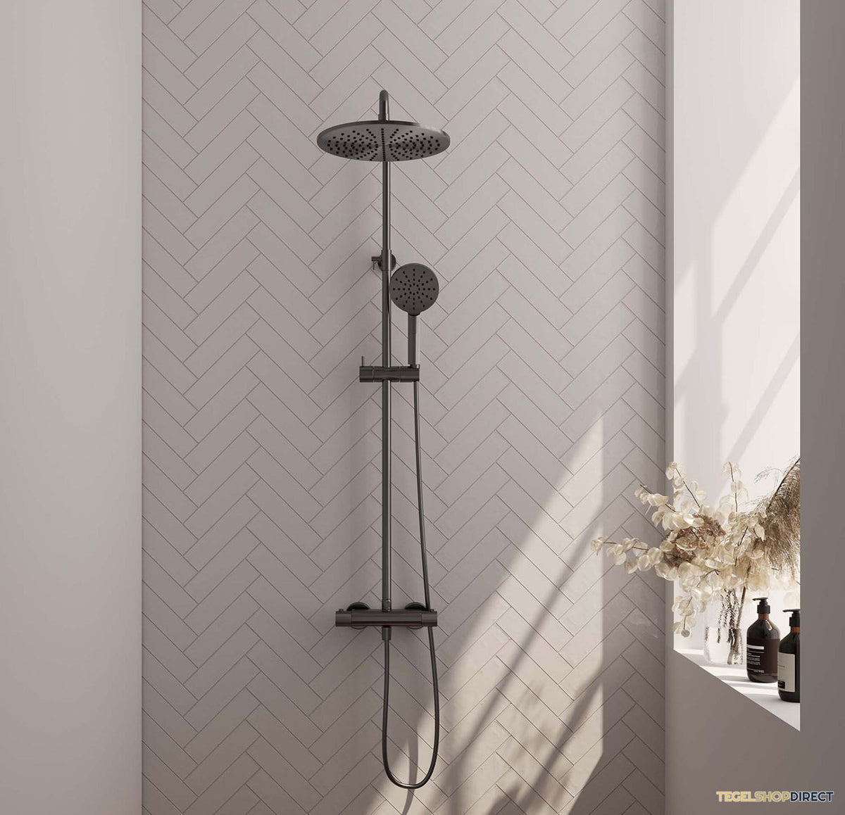 Regendoucheset Opbouw Brauer Gunmetal Carving 30 cm Thermostatisch met Handdouche 3-Standen Geborsteld Gunmetal