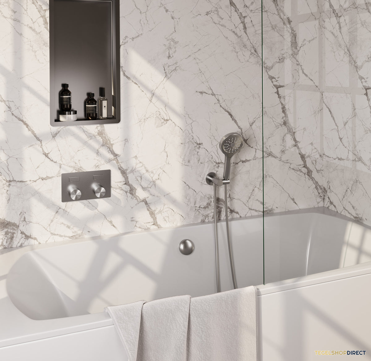 Brauer Stripe thermostatische inbouw badkraan met drukknoppen SET 04 met badvulcombinatie en 3-standen handdouche en doucheslang en wandaansluitbocht RVS-kleurig geborsteld PVD