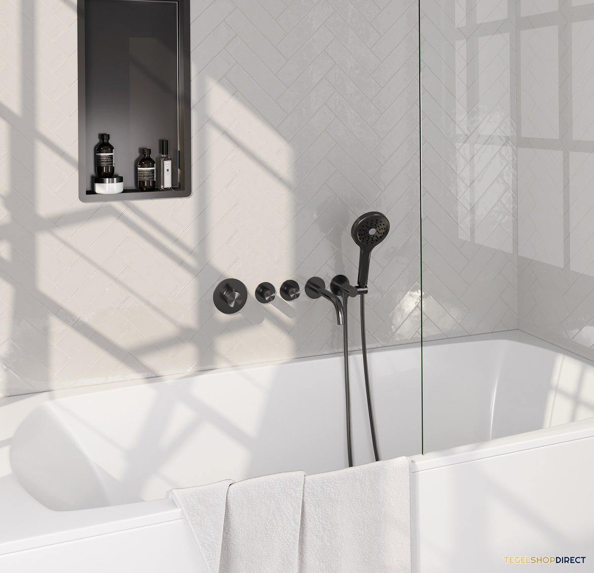 Inbouwthermostaat set Brauer Carving Met Rozetten Incl Baduitloop Geborsteld Gunmetal (Keuze Handdouche) – afbeelding 2
