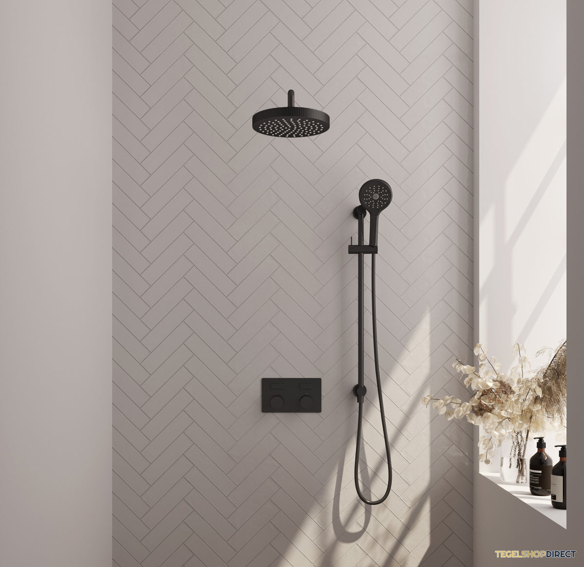 Brauer Stripe thermostatische inbouw regendouche met drukknoppen SET 35 met 25 cm douchekop en gebogen muurarm en 3-standen handdouche en doucheslang en geintegreerde glijstang mat zwart