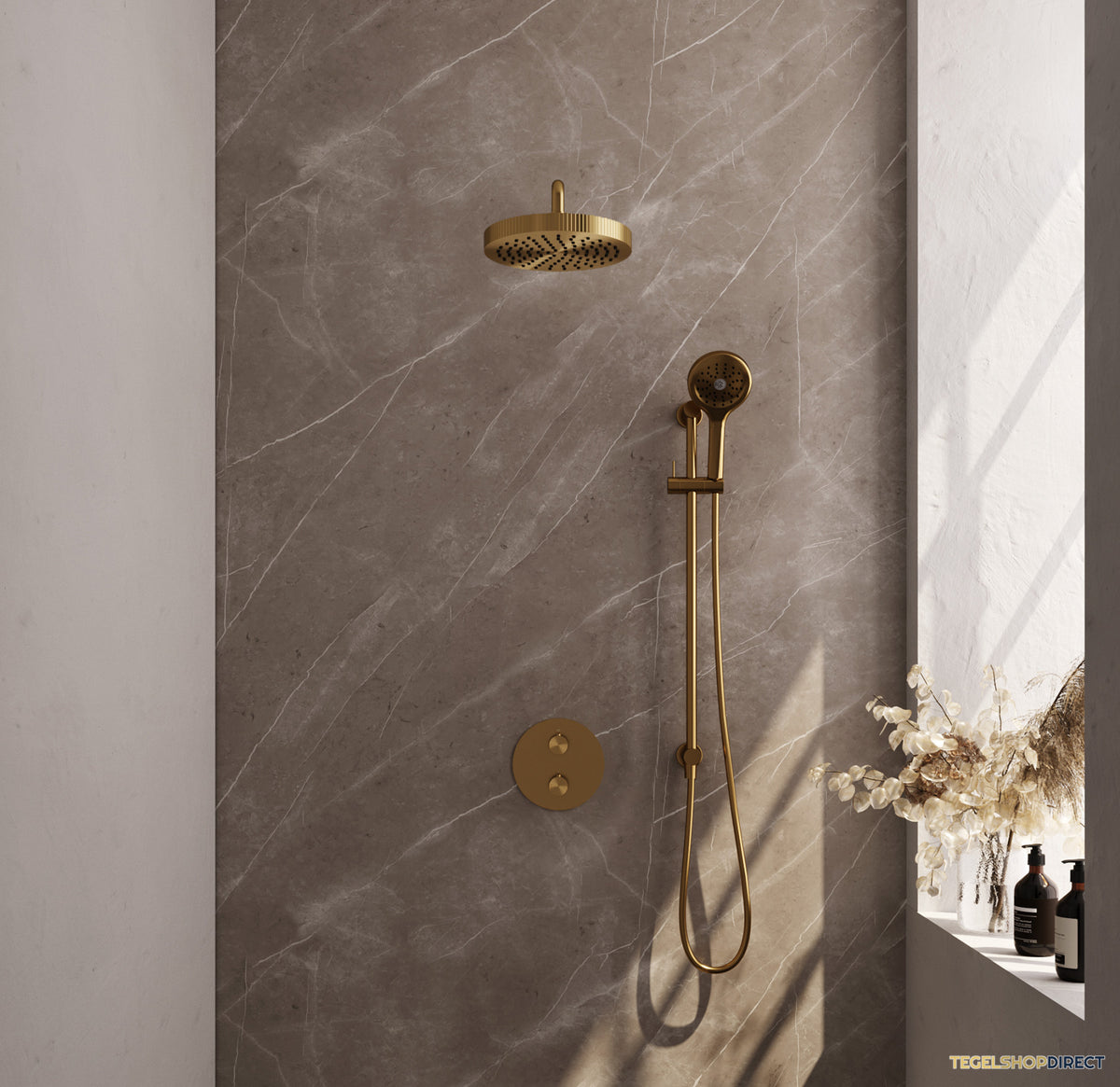 Brauer Stripe thermostatische inbouw regendouche 3-weg rond SET 47 met 25 cm douchekop en gebogen muurarm en 3-standen handdouche en doucheslang en geintegreerde glijstang goud geborsteld PVD