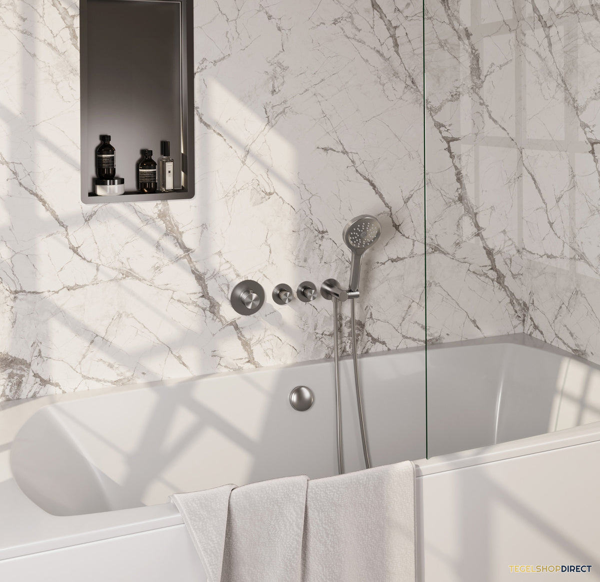Brauer Stripe thermostatische inbouw badkraan SET 02 met badvulcombinatie en 3-standen handdouche en doucheslang en wandaansluitbocht RVS-kleurig geborsteld PVD