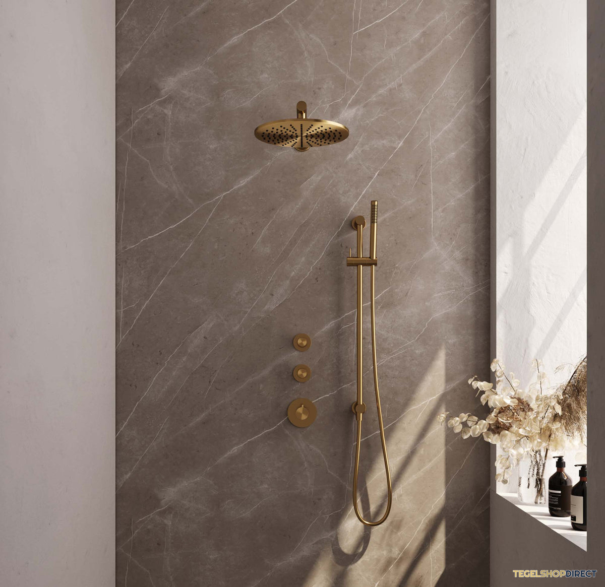 Regendoucheset Inbouw Brauer Gold Edition Thermostatisch 30cm met Wandarm, Glijstang en Handdouche Staaf Losse Stopkranen Geborsteld Goud