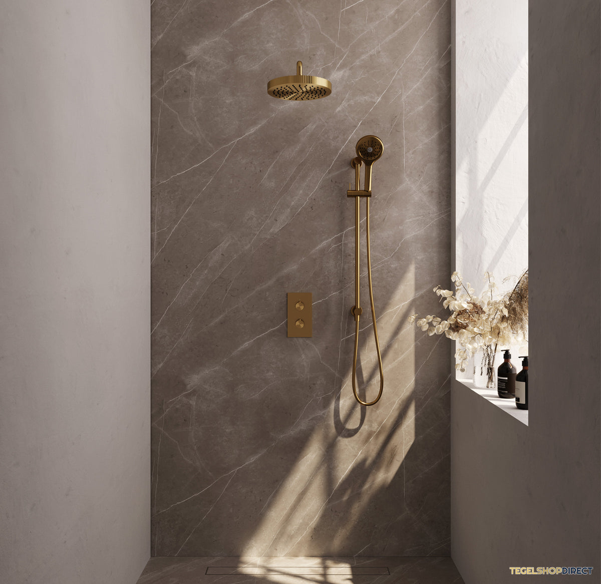 Brauer Stripe thermostatische inbouw regendouche 3-weg rechthoekig SET 23 met 25 cm douchekop en gebogen muurarm en 3-standen handdouche en doucheslang en geintegreerde glijstang goud geborsteld PVD – afbeelding 2