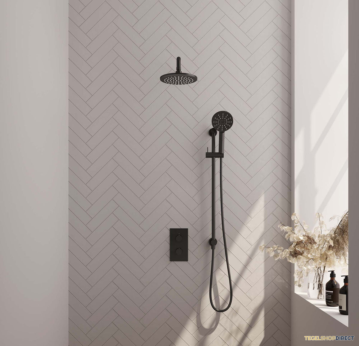 Inbouw Regendouche Set Brauer Black Edition Gebogen Wanduitloop Ronde Hoofddouche 20 cm Met Glijstang en Handdouche 3 Standen Mat Zwart