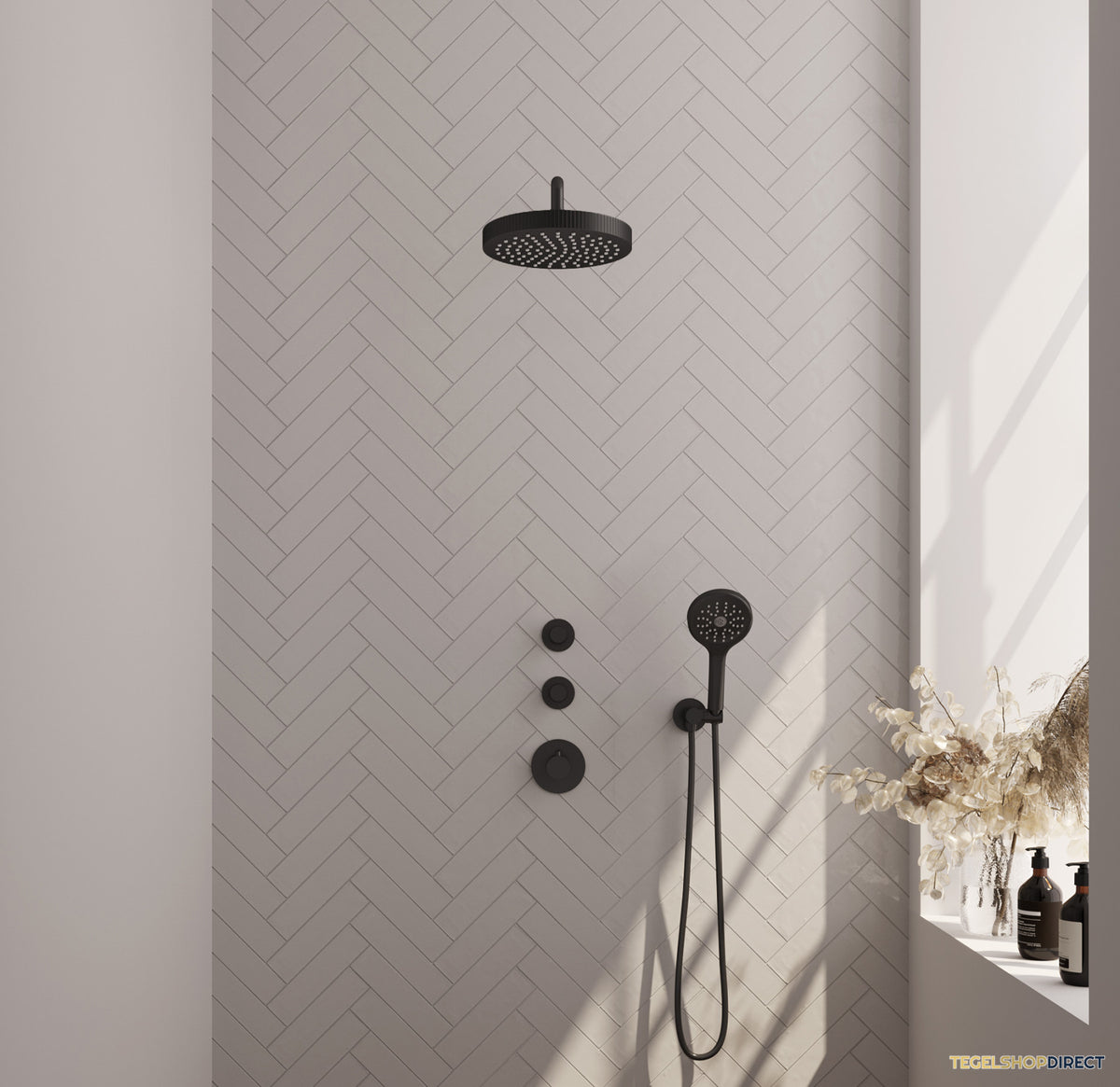 Brauer Stripe thermostatische inbouw regendouche SET 05 met 25 cm douchekop en gebogen muurarm en 3-standen handdouche en doucheslang en wandaansluitbocht mat zwart