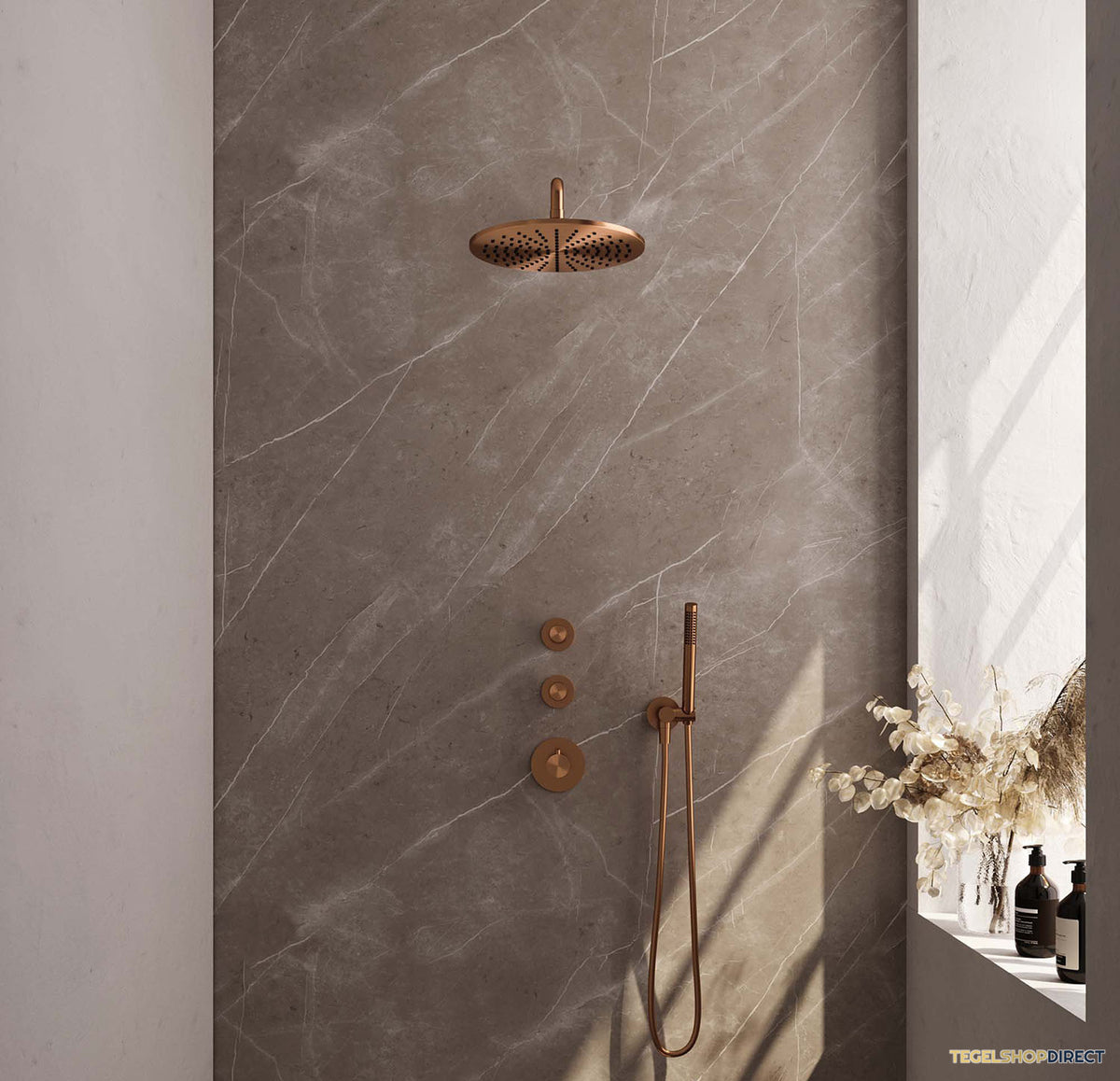 Regendoucheset Inbouw Brauer Copper Carving Thermostatisch 30cm met Gebogen Wandarm en Handdouche Staaf Losse Stopkranen Geborsteld Koper