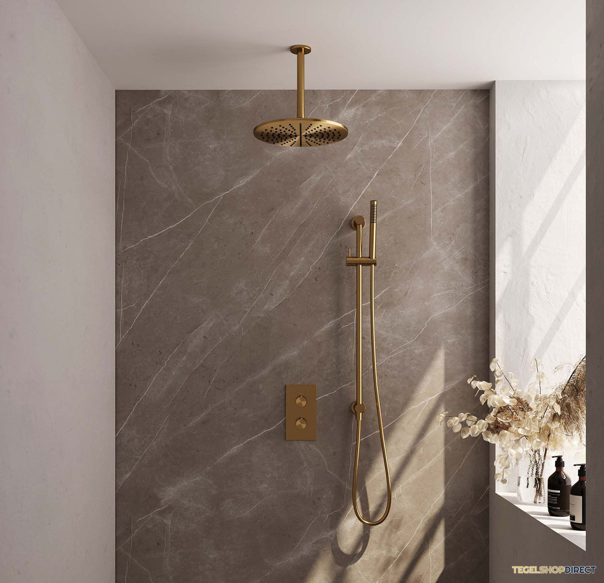 Regendoucheset Inbouw Brauer Gold Carving Thermostatisch 30cm met 3-Weg Omstelling, Plafondarm, Glijstang en Staaf Handdouche Geborsteld Goud