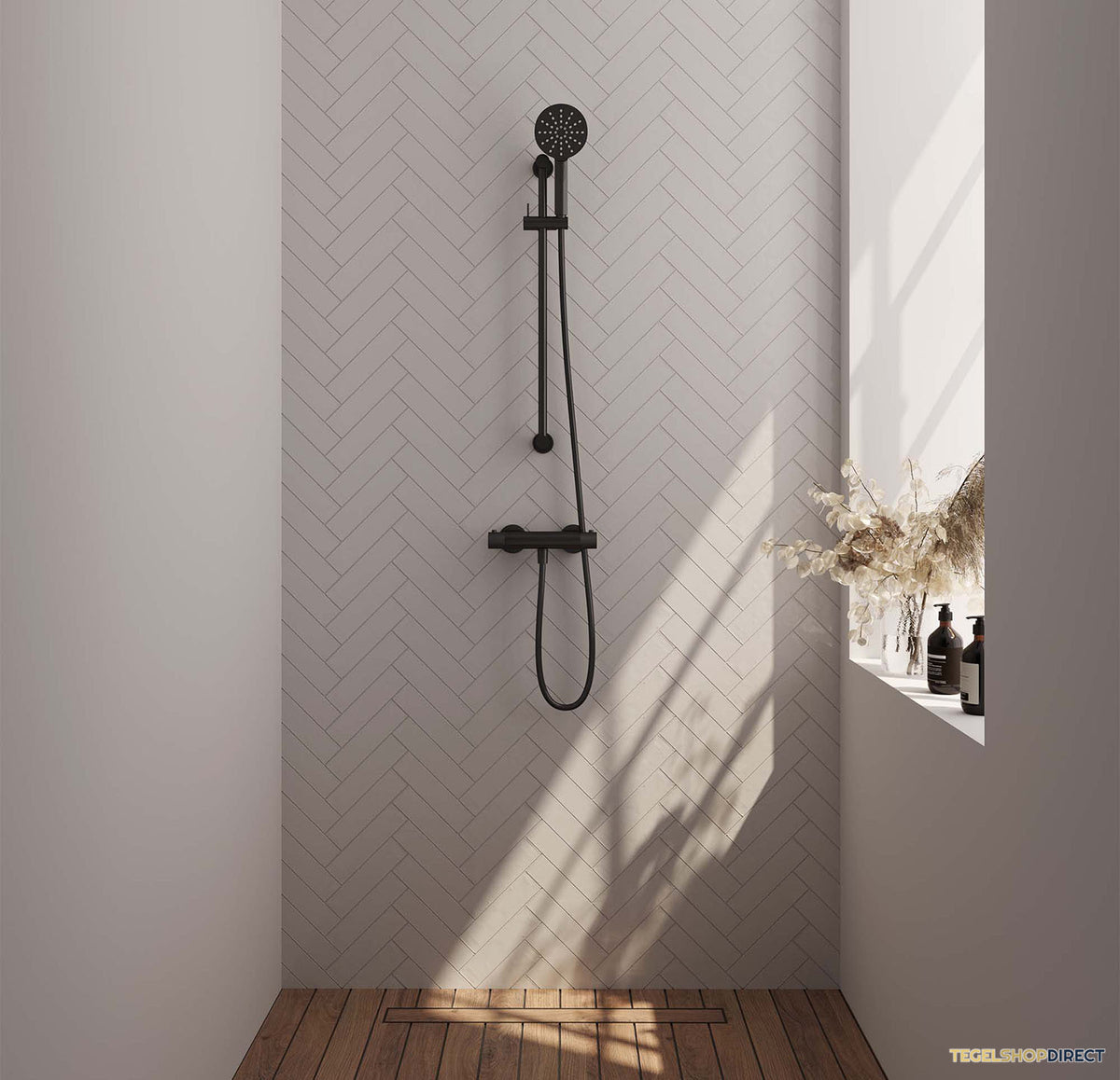 Douchekraanset Brauer Black Carving Opbouw Met Glijstang En Ronde Handdouche Mat Zwart – afbeelding 2