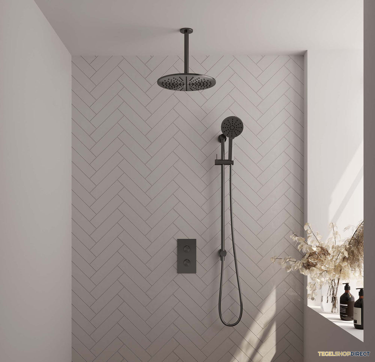 Regendoucheset Inbouw Brauer Gunmetal Carving Thermostatisch 30cm met 3-Weg Omstelling, Plafondarm, Glijstang en Handdouche 3-Standen Geborsteld Gunmetal
