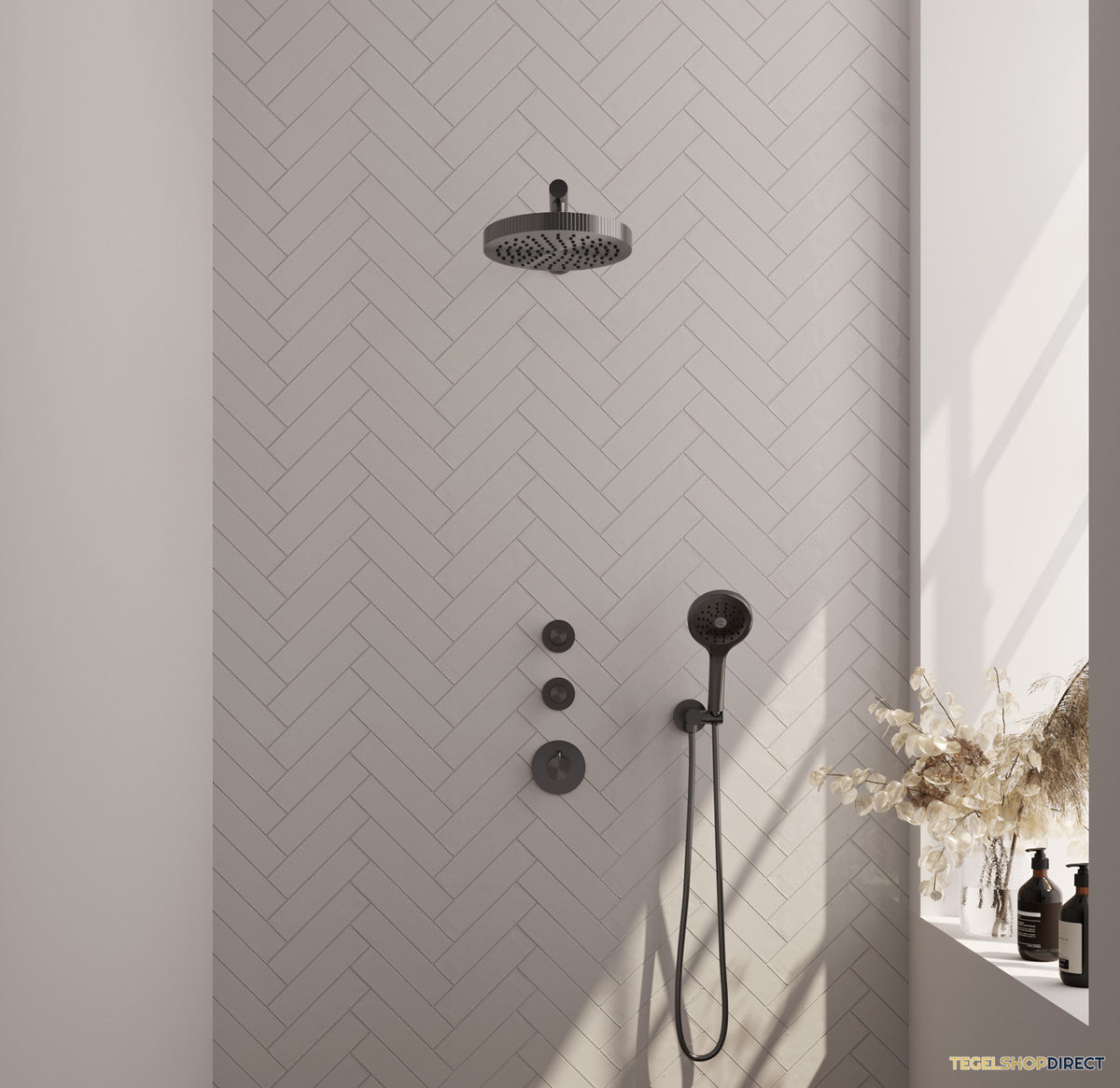Brauer Stripe thermostatische inbouw regendouche SET 04 met 25 cm douchekop en rechte muurarm en 3-standen handdouche en doucheslang en wandaansluitbocht gunmetal geborsteld PVD