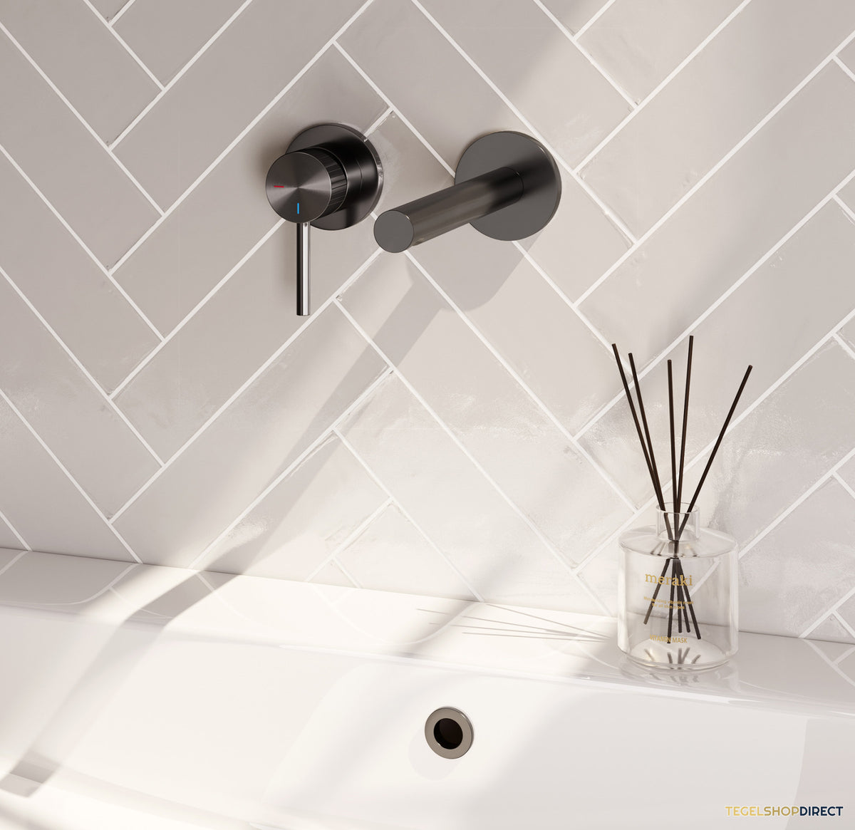 Brauer Stripe inbouw wastafelmengkraan met rechte uitloop en rozetten model A2 gunmetal geborsteld PVD – afbeelding 2