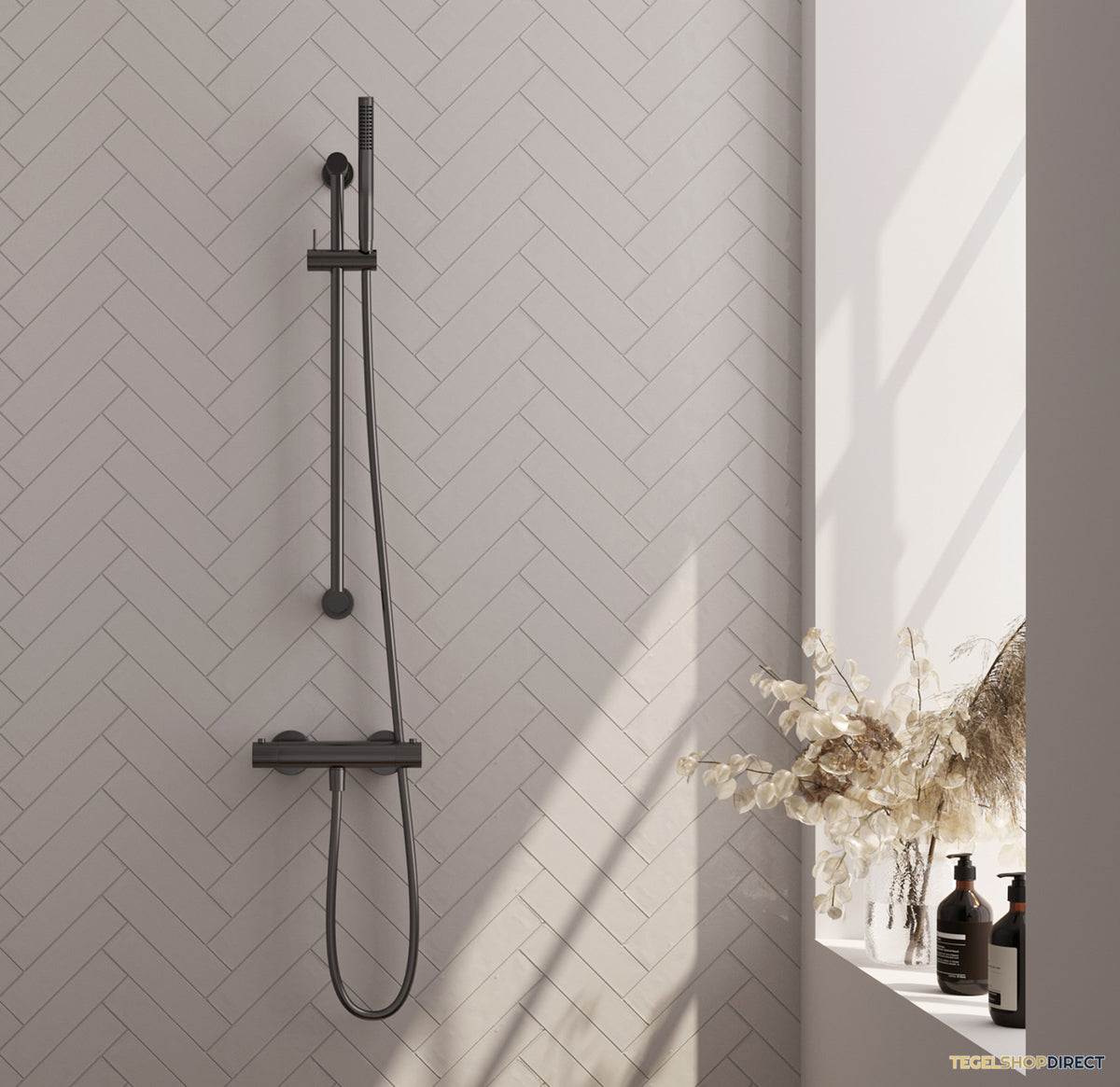 Brauer Stripe opbouw douche thermostaatkraan SET 01 met glijstang en staaf handdouche en doucheslang gunmetal geborsteld PVD