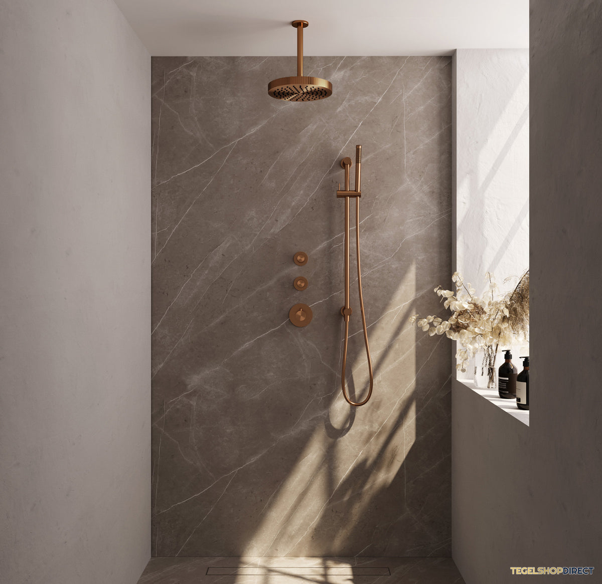 Brauer Stripe thermostatische inbouw regendouche SET 09 met 25 cm douchekop en plafondarm en staaf handdouche en doucheslang en geintegreerde glijstang koper geborsteld PVD – afbeelding 2