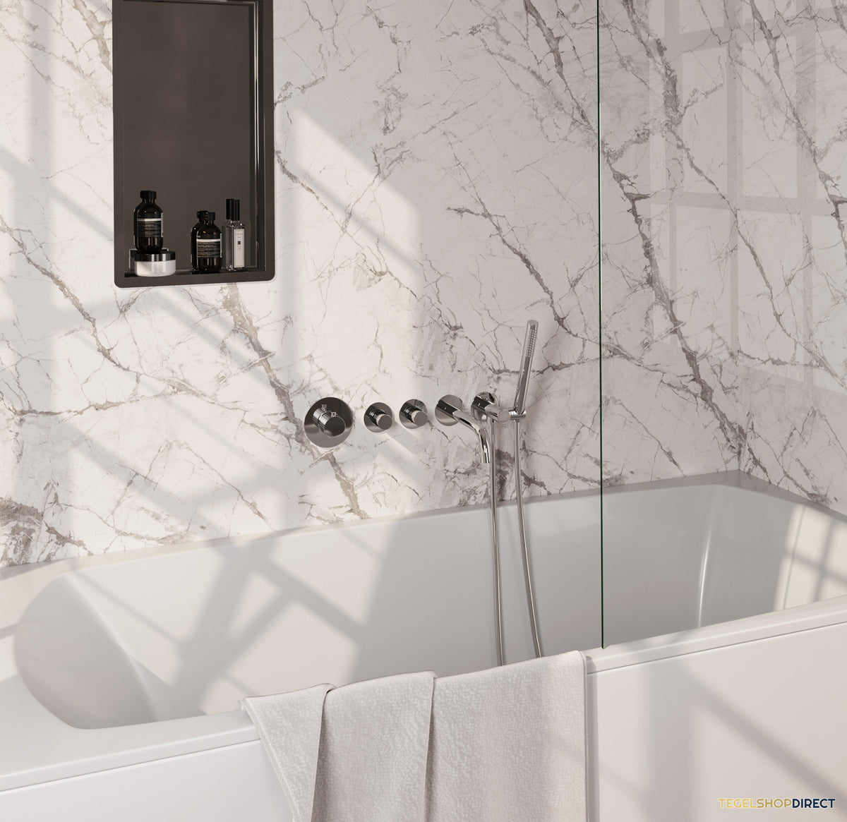 Brauer Stripe thermostatische inbouw badkraan SET 01 met uitloop en staaf handdouche en doucheslang en wandaansluitbocht chroom