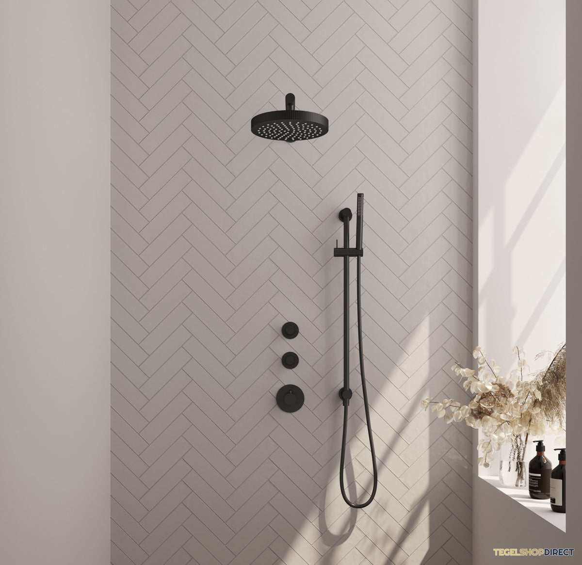 Brauer Stripe thermostatische inbouw regendouche SET 07 met 25 cm douchekop en rechte muurarm en staaf handdouche en doucheslang en geintegreerde glijstang mat zwart