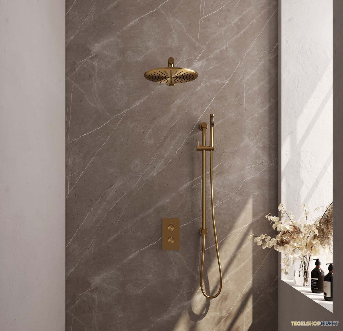 Regendoucheset Inbouw Brauer Gold Carving Thermostatisch 30cm met 3-Weg Omstelling, Wandarm, Glijstang en Staaf Handdouche Geborsteld Goud