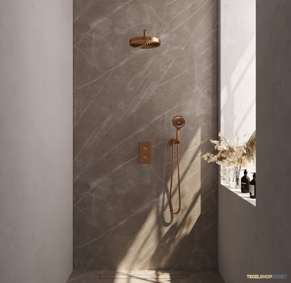 Brauer Stripe thermostatische inbouw regendouche 3-weg rechthoekig SET 17 met 25 cm douchekop en gebogen muurarm en 3-standen handdouche en doucheslang en wandaansluitbocht koper geborsteld PVD – afbeelding 2