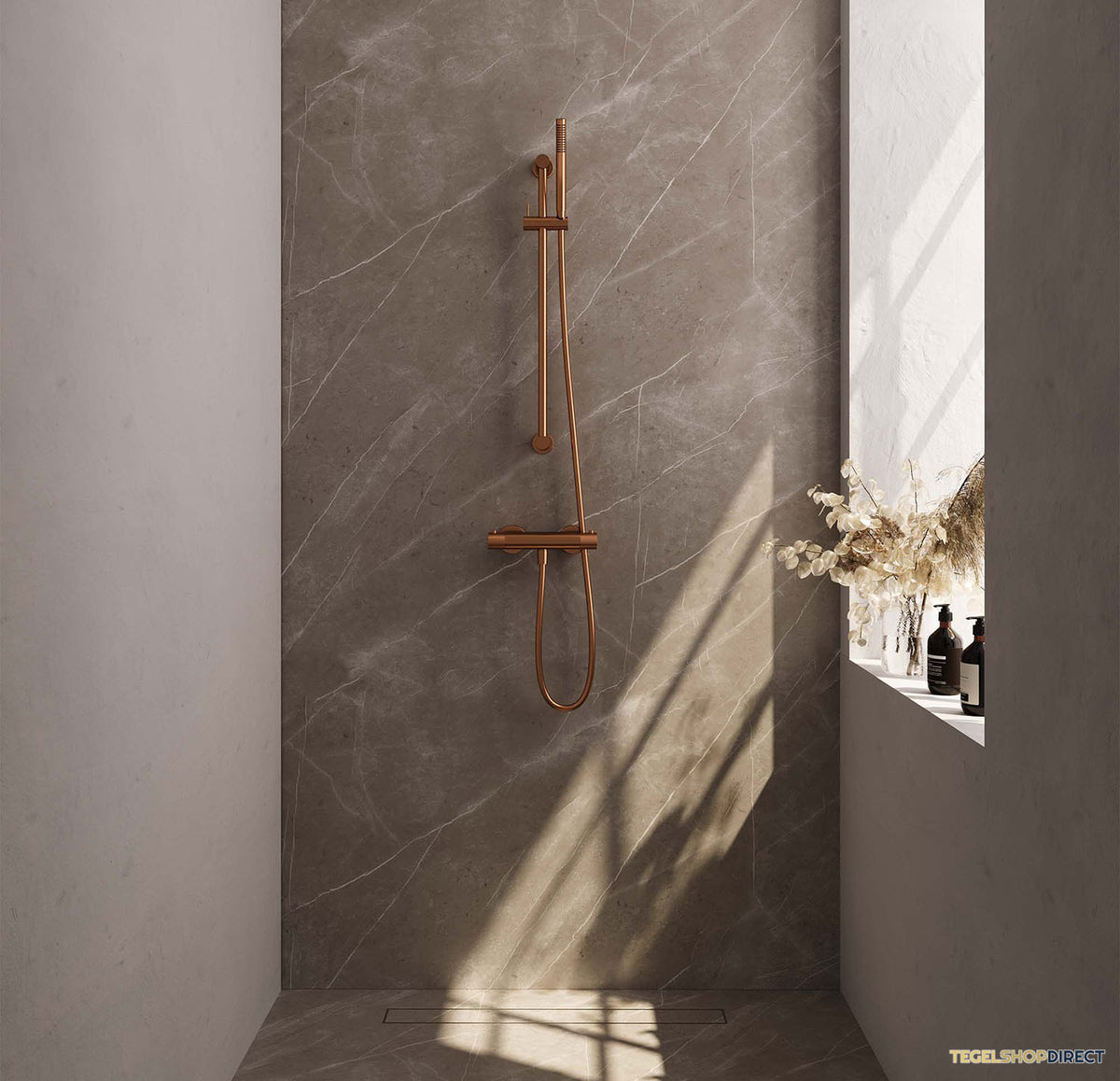 Douchekraanset Brauer Copper Carving Opbouw Met Glijstang En Staafhanddouche Geborsteld Koper – afbeelding 2