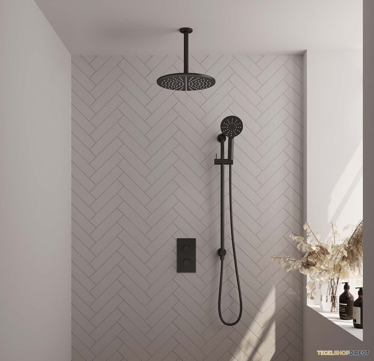 Inbouw Regendouche Set Brauer Black Edition Plafond Uitloop Ronde Hoofddouche 30 cm Met Glijstang en Handdouche 3 Standen Mat Zwart
