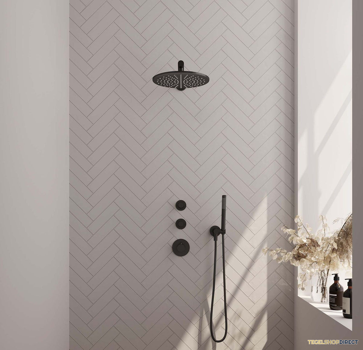 Regendoucheset Inbouw Brauer Black Carving Thermostatisch 30cm met Wandarm en Handdouche Staaf Losse Stopkranen Mat Zwart